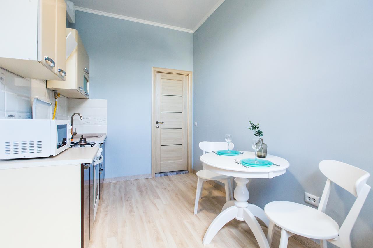 1 Bedroom Apartment Near Elizabeth'S The Cathedral Lviv Eksteriør billede