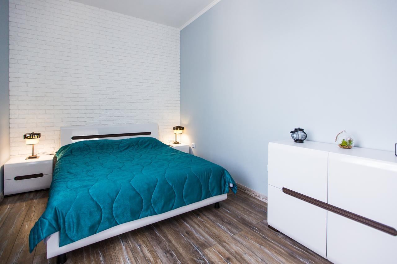 1 Bedroom Apartment Near Elizabeth'S The Cathedral Lviv Eksteriør billede