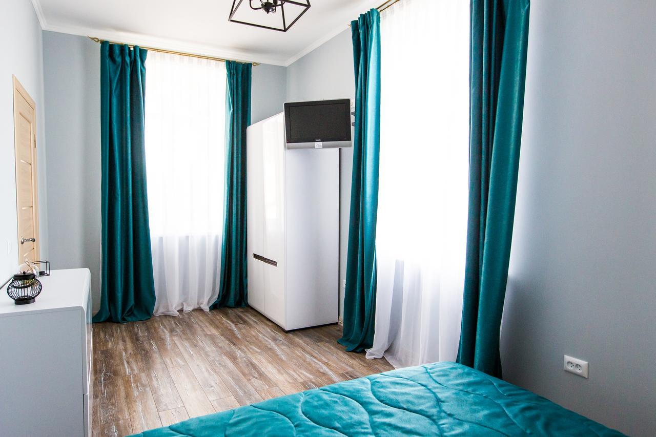 1 Bedroom Apartment Near Elizabeth'S The Cathedral Lviv Eksteriør billede